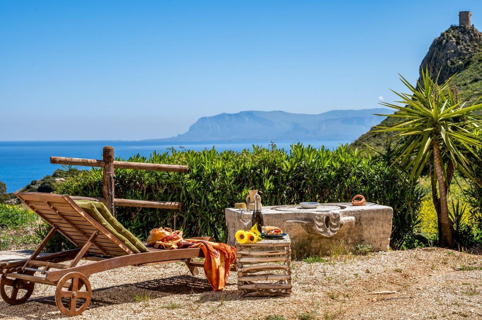 Elena Vicino La Riserva Naturale Dello Zingaro Holiday home Scopello (Sicily)